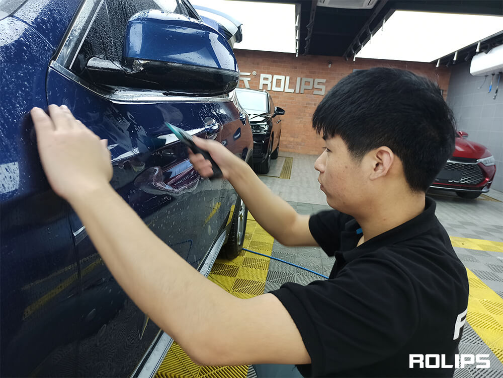 隱形車衣施工的時候烤膜會烤壞車漆嗎（1）